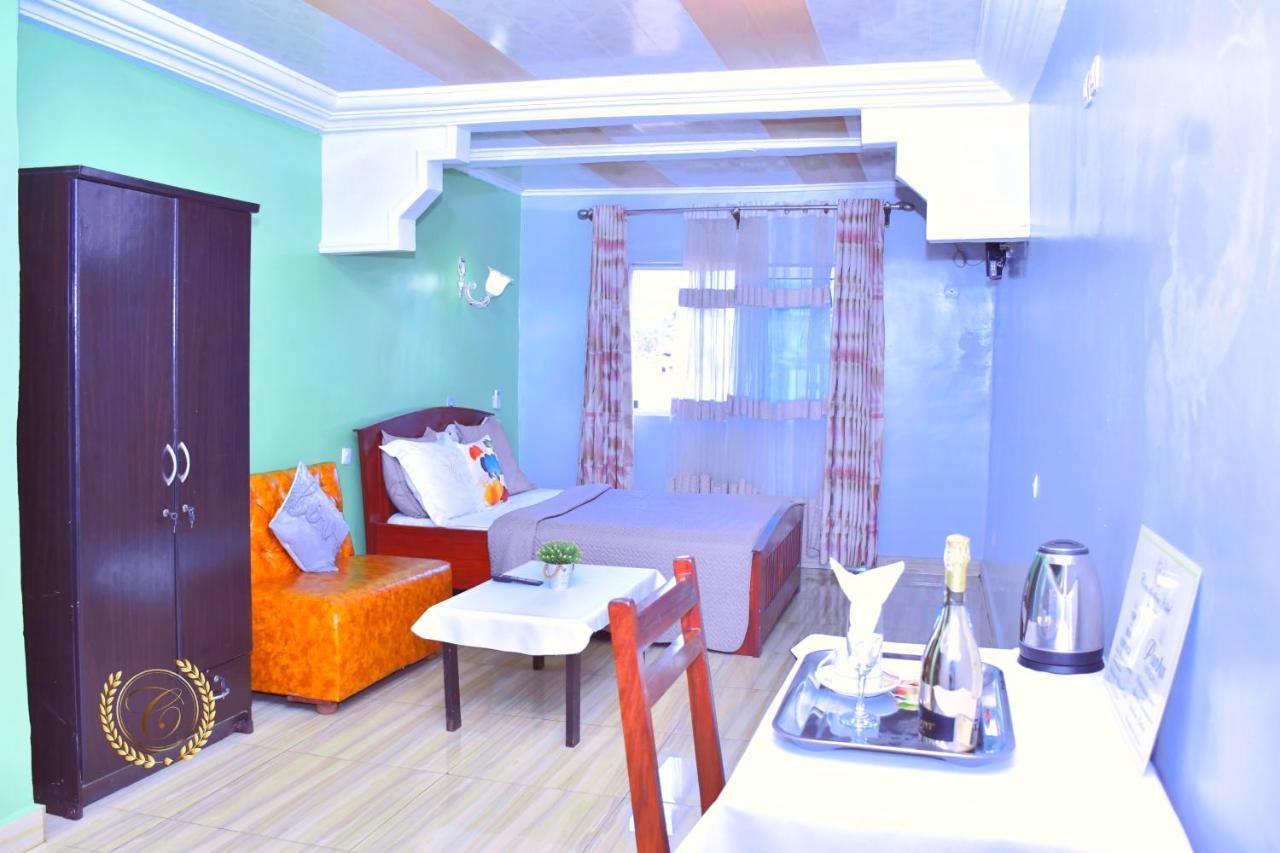 Hotel Restaurant Constellation Tchang Buitenkant foto