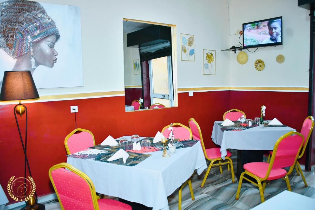 Hotel Restaurant Constellation Tchang Buitenkant foto